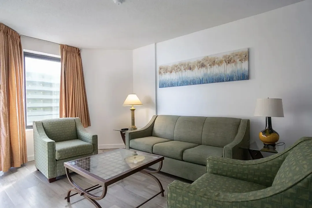 2 bed, 1050 sqft, $1,800 — Photo 3