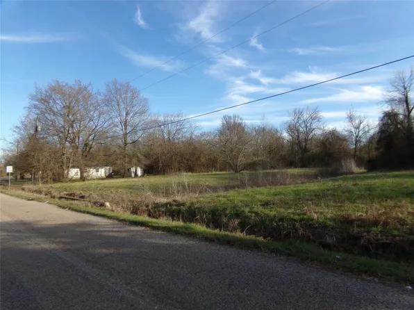 1300-1310- NW 1300 19th & 1873, Paris, TX 75460