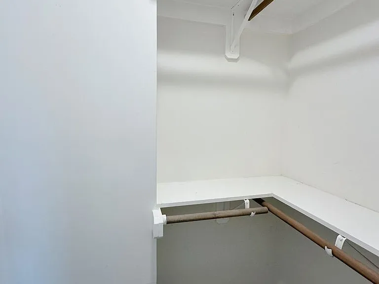 309 Lyric St — Photo 23