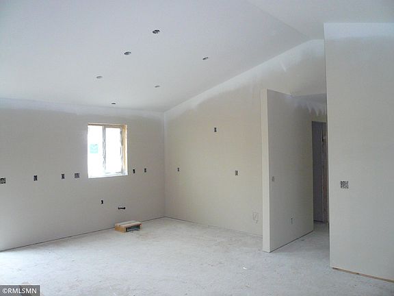 4th image of 6687 378th St