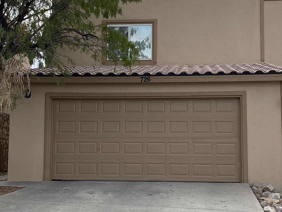 1st image of 726 Hellenic Dr