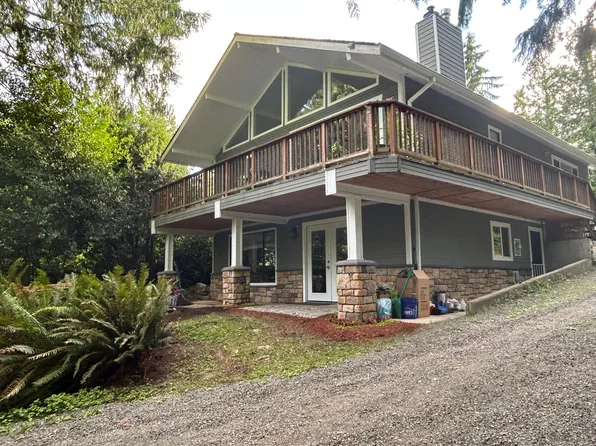 61 Olympic Ln, Port Ludlow, WA 98365