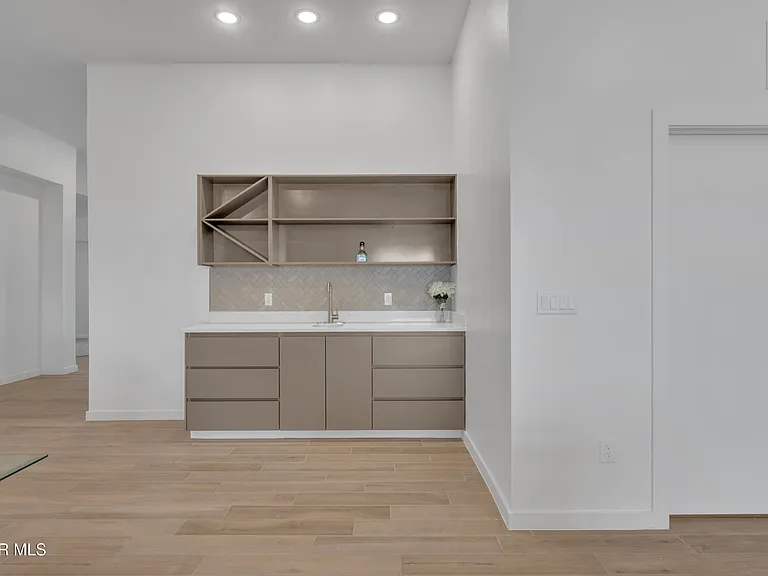 12713 Captain Claudia Ct — Photo 32