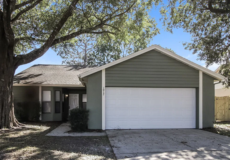1012 Olliff Way