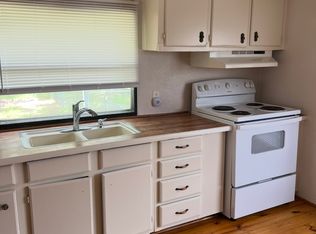 1100 Buster St, Athens, TX 75751