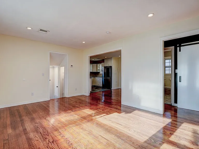 3135 NW Grand Blvd — Photo 4