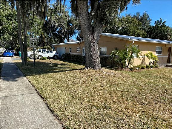 4th image of 799 Magnolia Ave