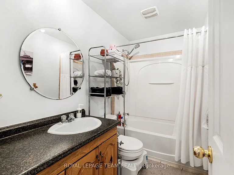 160 Fenerty Ct #4 — Photo 21