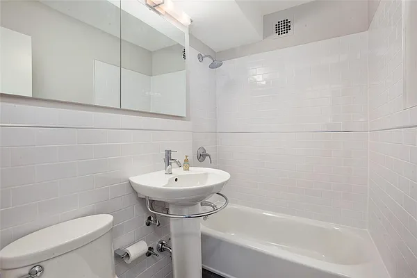 Sold by Douglas Elliman | media 16