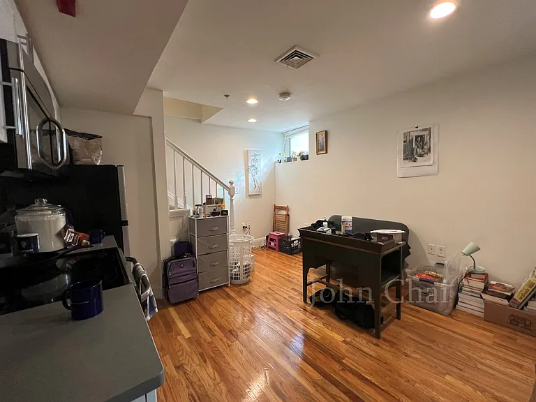 10 Brainerd Rd #17D — Photo 6