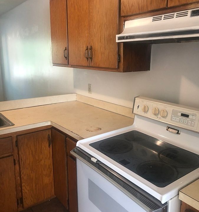 1st image of 3219 Fremont Ave N