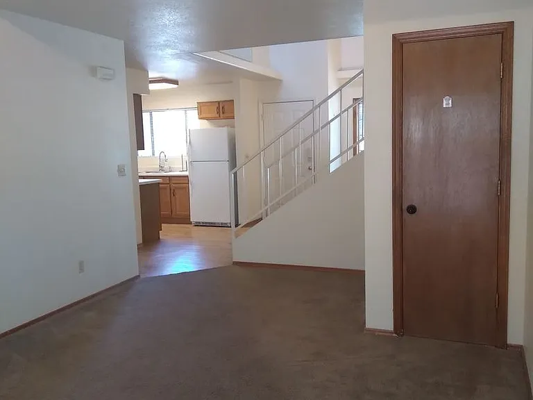 937 W Madera Ln — Photo 13