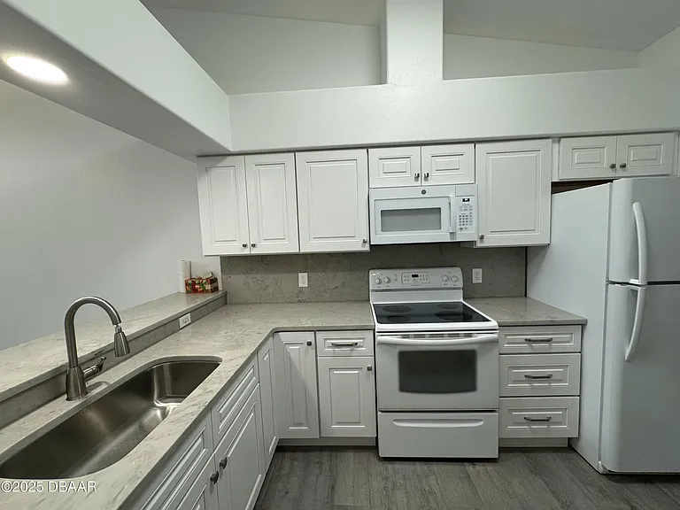 3533 Forest Branch Dr #D — Photo 5