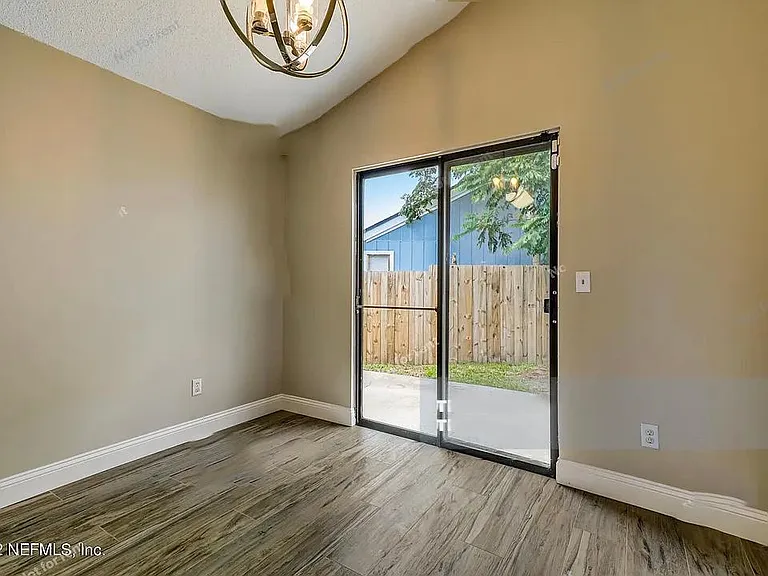 8167 Libra Ct — Photo 3