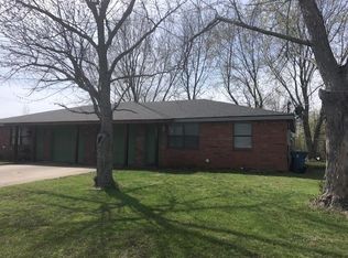 1406 SW D St, Bentonville, AR 72712