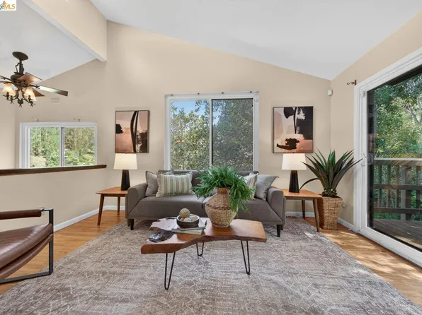 5400 Mountain Blvd APT 120, Oakland, CA 94619