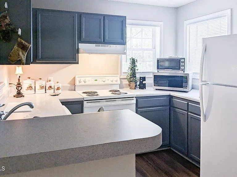 1911 Wolftech Ln #303 — Photo 6