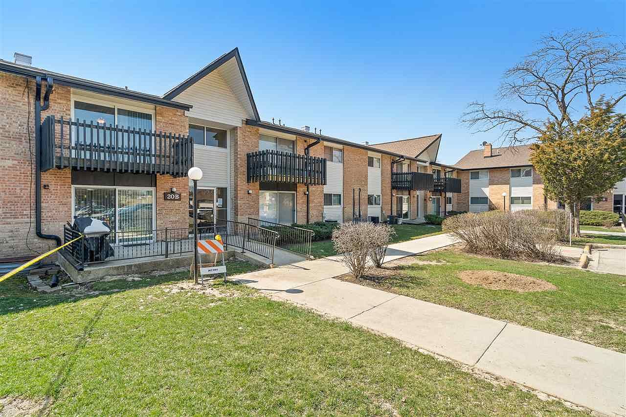 20-20B Kingery Quarter, Willowbrook, IL 60527 | Zillow