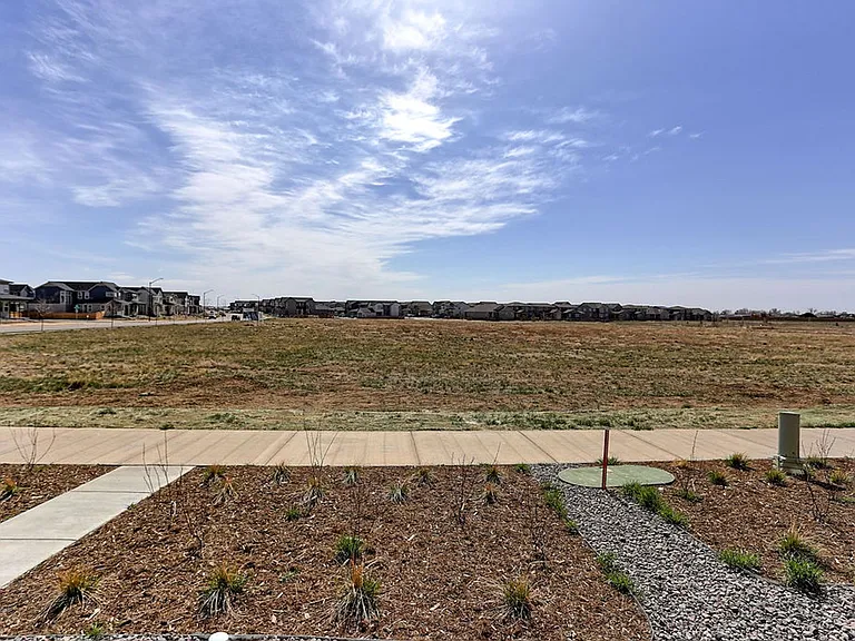 450 Tigercat Way — Photo 35