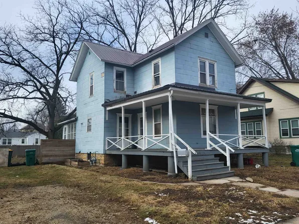 104 1/2 Mechanic St, Edgerton, WI 53534