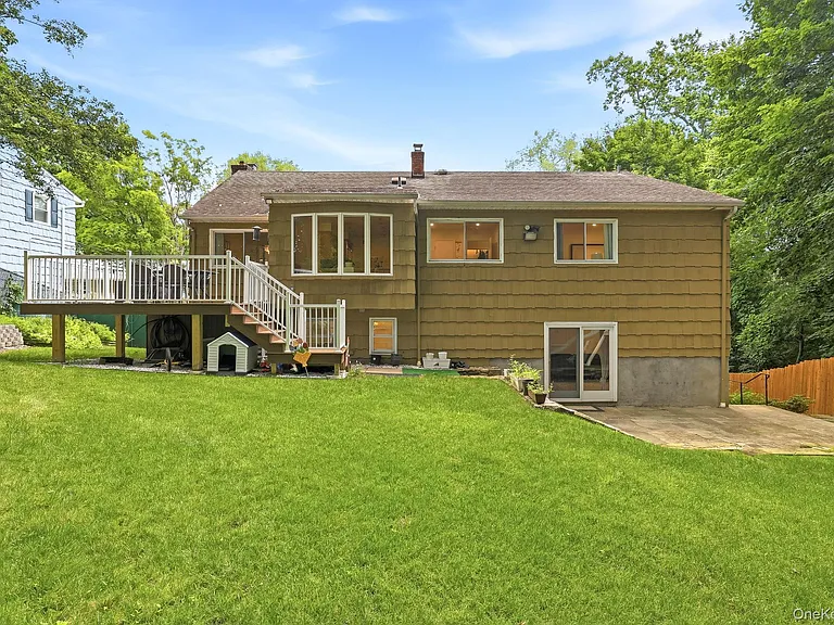 80 Hickory Hill Dr — Photo 29