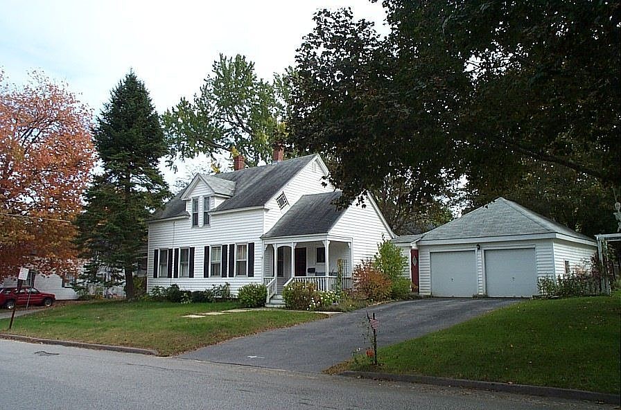 Home Frontage On Lincoln Street