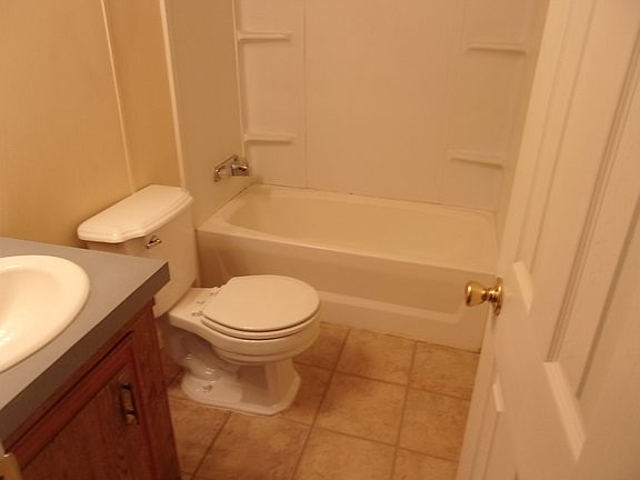 Main bathroom