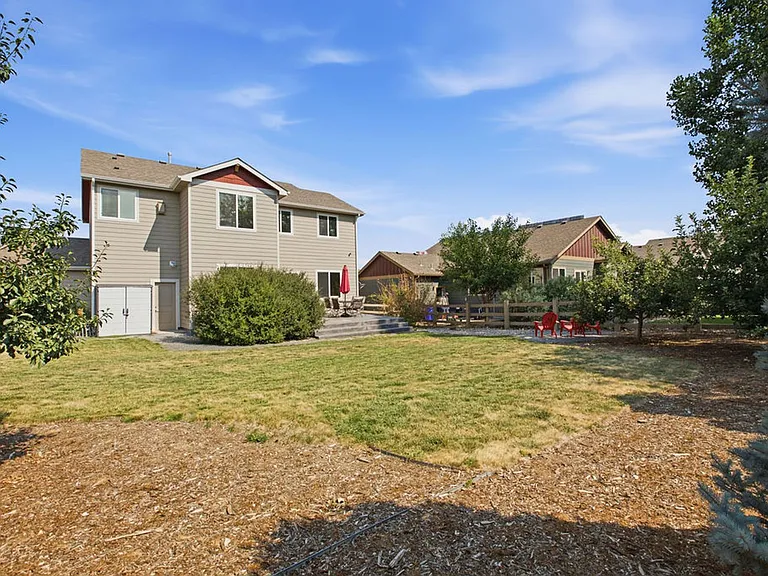 509 Wrangell Ln — Photo 32
