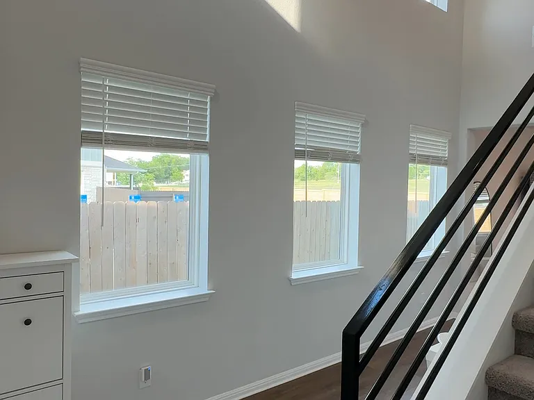 Marsh Ln — Photo 12