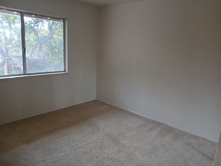 18302 Jocotal Ave — Photo 14