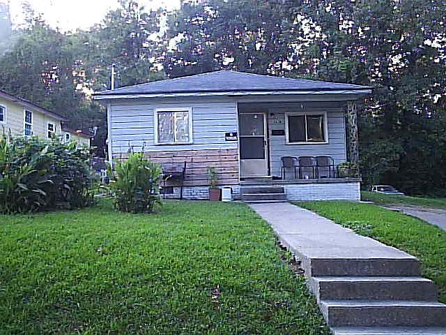 1st image of 2628 Roosevelt Ave