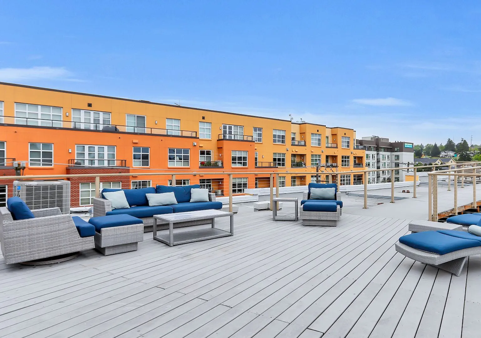 Highly Desirable 1 Bed Unit at Green Lake's Florera - An Excellent Community! — Photo 4