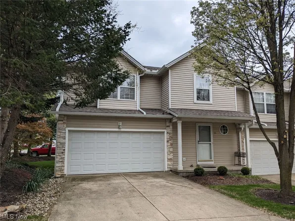 96 Grand Key Dr #20, Grand River, OH 44045