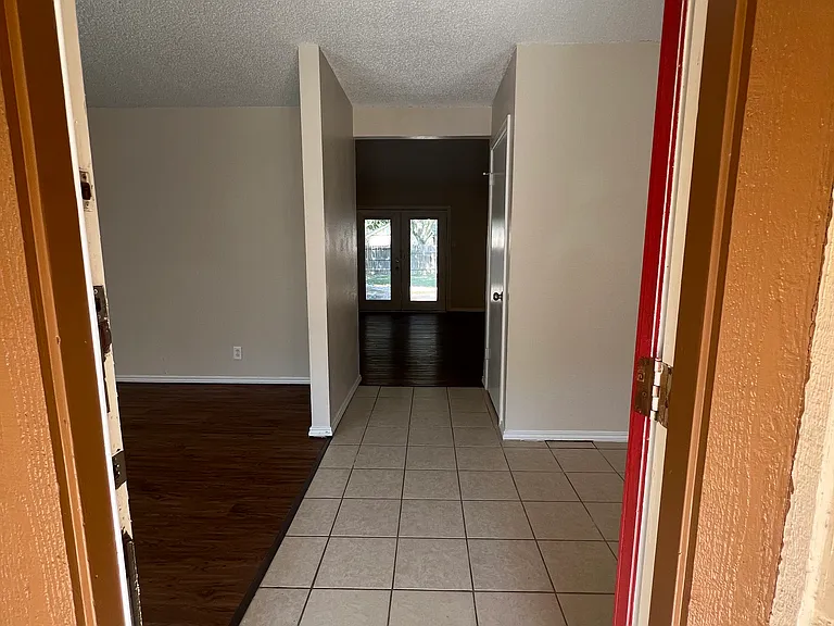 13819 Woodbreeze St — Photo 3
