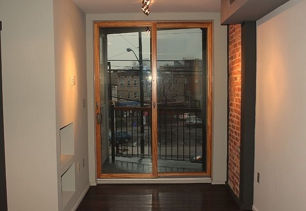 1st image of 2 Saint Pauls Ave APT 1