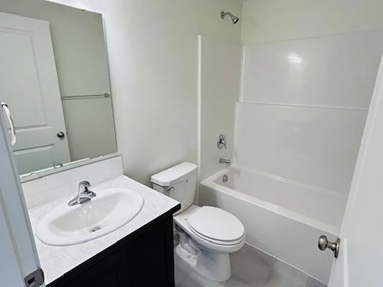 3687 S Roosevelt Pl — Photo 10