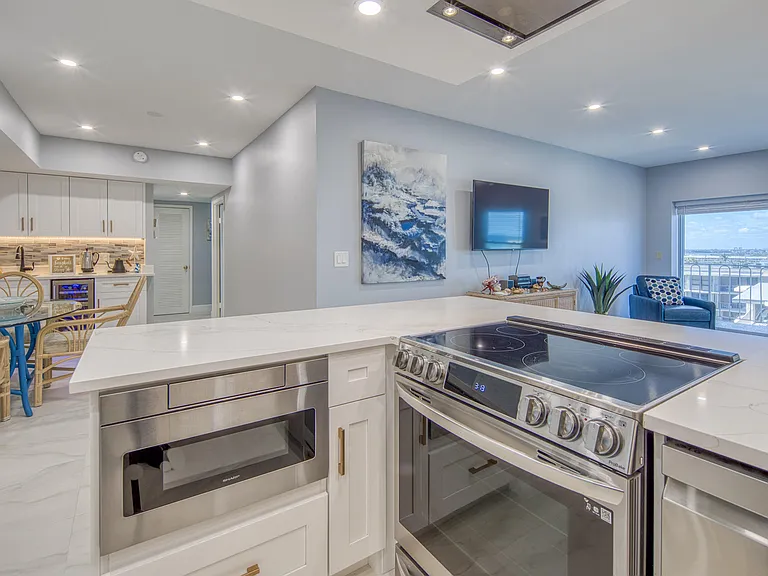 3230 S Ocean Blvd #E-609 — Photo 32