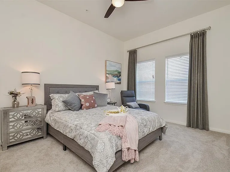 1207 Grand West Blvd #1G — Photo 6