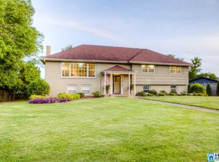 1801 Old Orchard Rd, Vestavia Hills, AL 35216