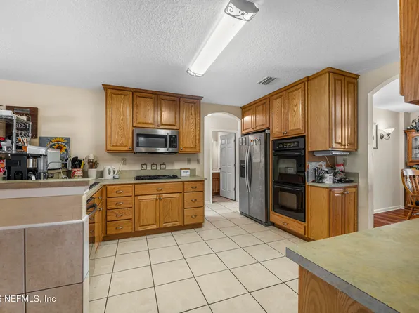 1725 DAVIDSON FARM Road, Jacksonville, FL 32218