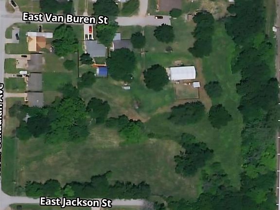 4th image of 200 E Van Buren St Lot 1