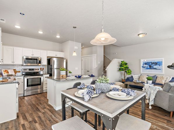 11214 W Ashburn Ln #11227-102