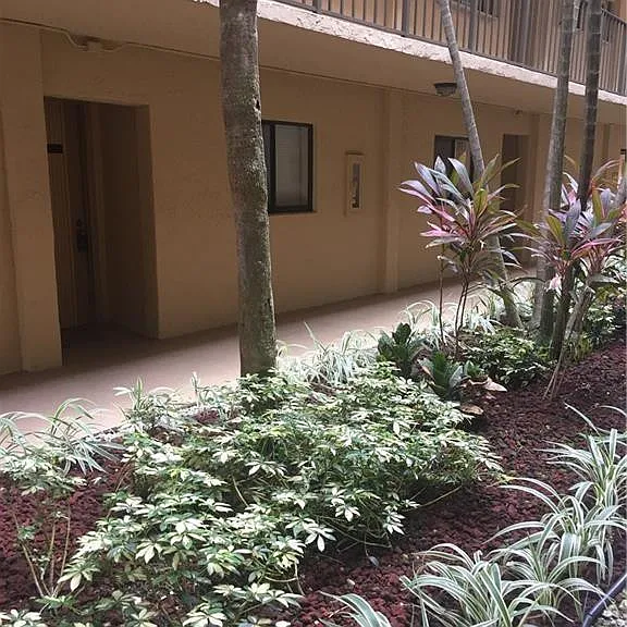 8065 SW 107th Ave #108 — Photo 3