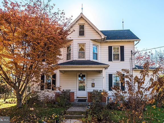 2nd image of 3786 Fleetwood Dr