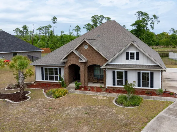 560 Fanning Bayou Dr, Panama City, FL 32409