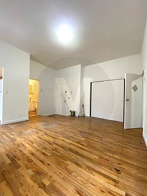 Rented by Kaden Realty | media 4