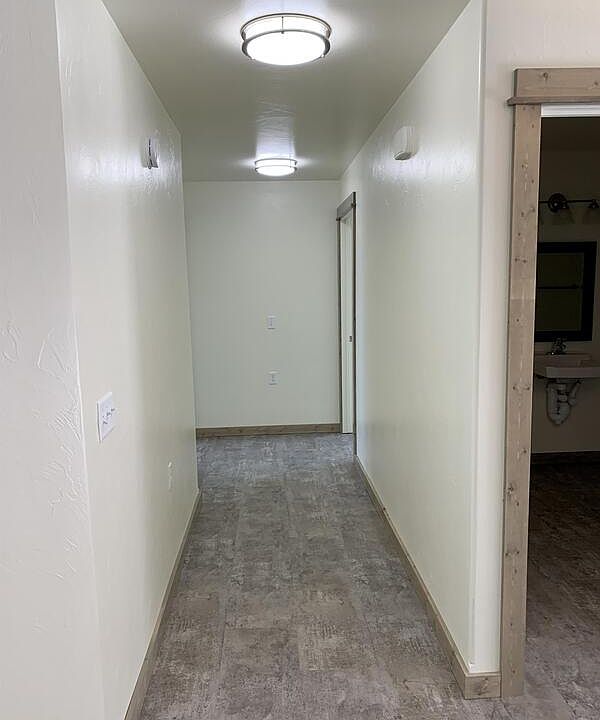 2nd image of 850 Gibbon St #2