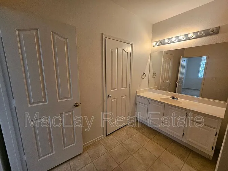 16013 S Desert Foothills Pkwy #2130 — Photo 10