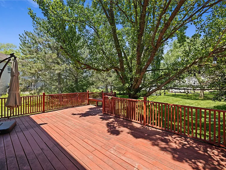 40 Alverstone Way — Photo 43