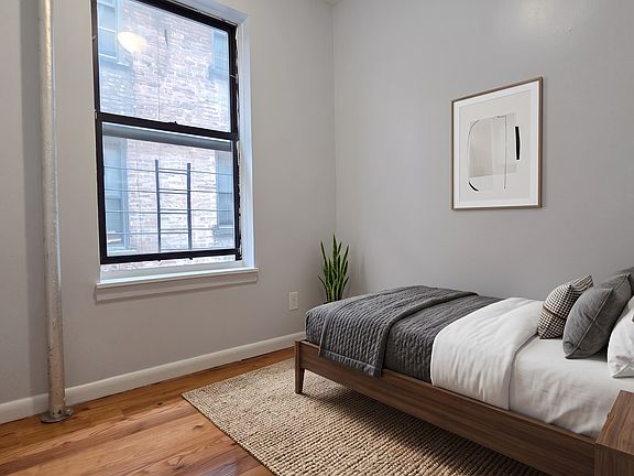 3rd image of 215-219 W 145th St #14